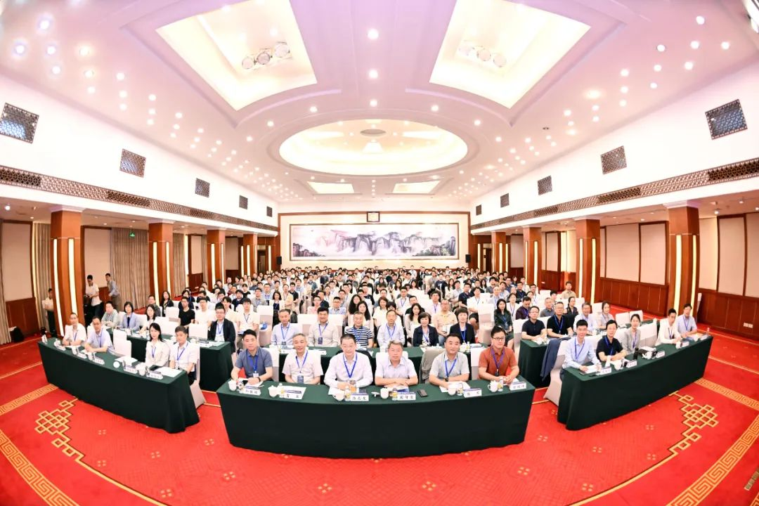 第一屆全國新能源與交通人工環境學術會議暨第四屆全國地下空間熱濕環境與安全學術研討會在成都圓滿召開